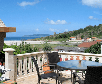 Apts Playa Monte Pindo