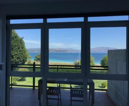 Con Terraza Primera Línea de Playa