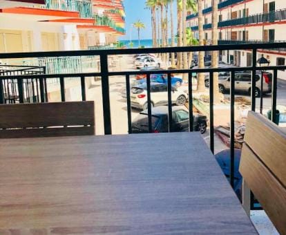 A 25 Metros de la Playa