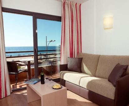 Almirall Apartamentos