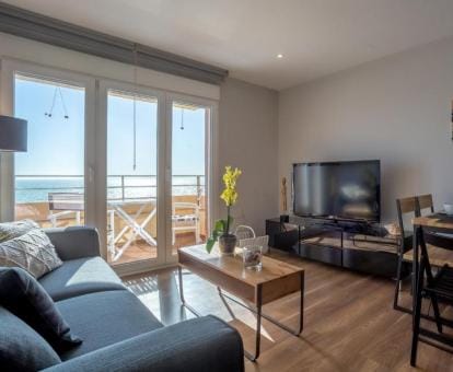 Altamar Sunny Home by Cadiz4Rentals