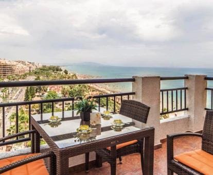 Apartamento con magníficas vistas al mar
