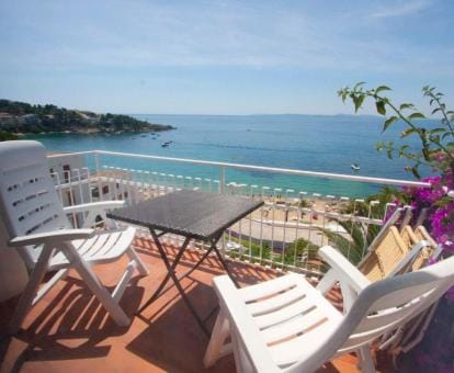 Santa Llucia Apartamentos