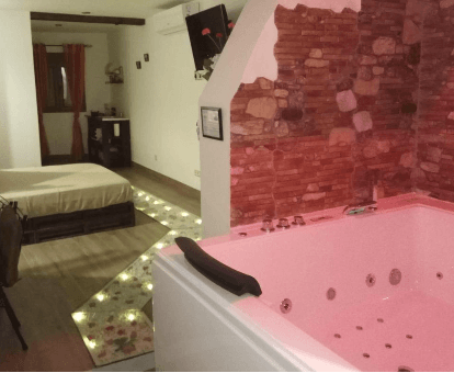 Suite Love Jacuzzi (Casas Toya)