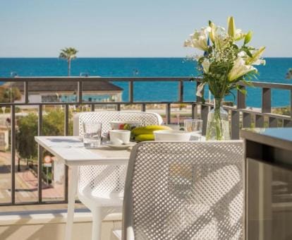 Sunny Modern Perfect Located