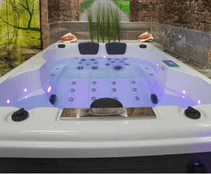 La Veguilla Deluxe Jacuzzi