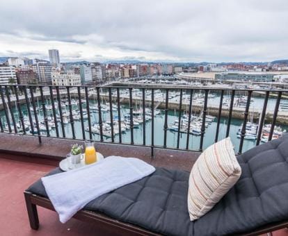 Atico Duplex Puerto Deportivo