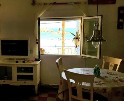 Auténtica Vivienda de Pescadores en Primerísima Línea de Playa