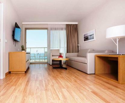 Estival Torrequebrada