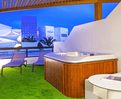 Grand Palladium Palace Ibiza Resort & Spa