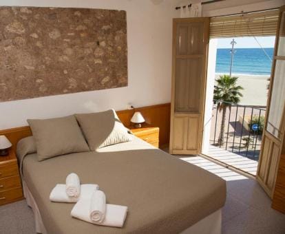 Happyvila Fisher House