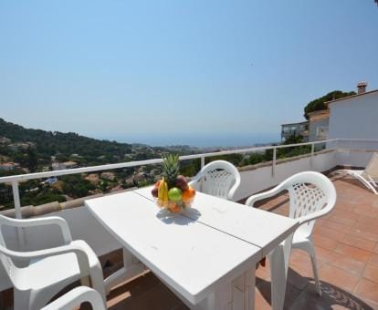 Lloret Apartments