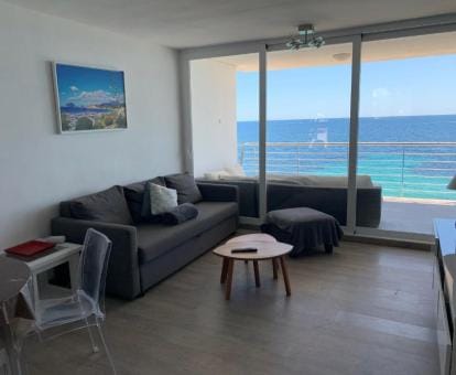 Sea Front New Air Conditioning Heating First Floor