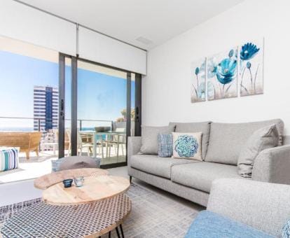 Urbano Blanco Apartments